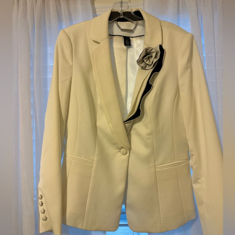 White House Black Market blazer